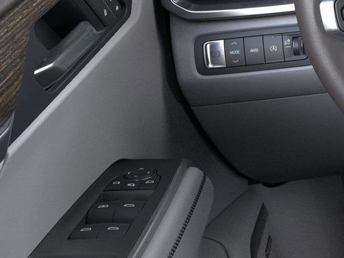 New 2026 GMC Acadia Denali w/ Super Cruise Package image 22