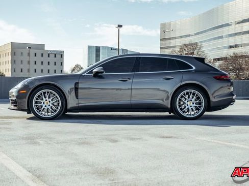 Used 2018 Porsche Panamera 4S image 59