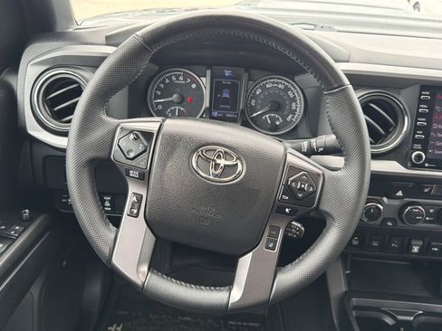 Used 2023 Toyota Tacoma TRD Pro AWD/4WD image 17