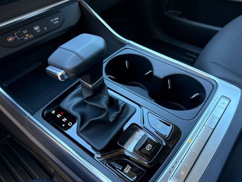 New 2026 Kia Carnival EX FWD image 29