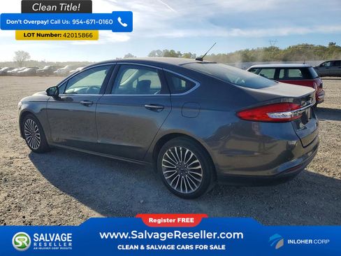 Used 2017 Ford Fusion SE w/ Fusion SE Technology Package FWD image 3