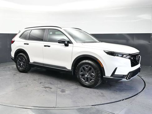 Used 2026 Honda CR-V TrailSport image 3