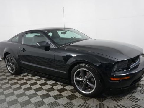 Used 2008 Ford Mustang GT Premium RWD image 1