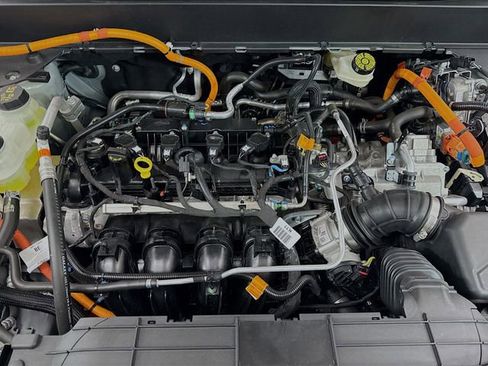 Used 2024 Ford Maverick XLT image 27