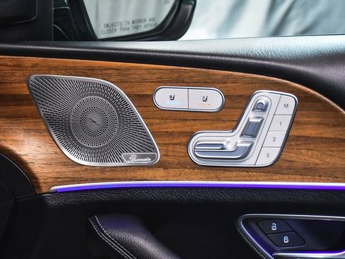 Used 2025 Mercedes-Benz GLS 450 4MATIC image 17