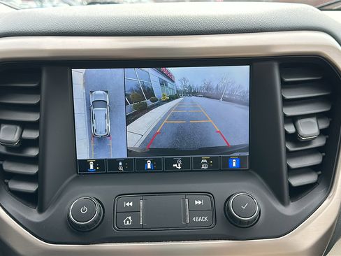 Used 2021 GMC Acadia Denali w/ Denali Ultimate Package image 21