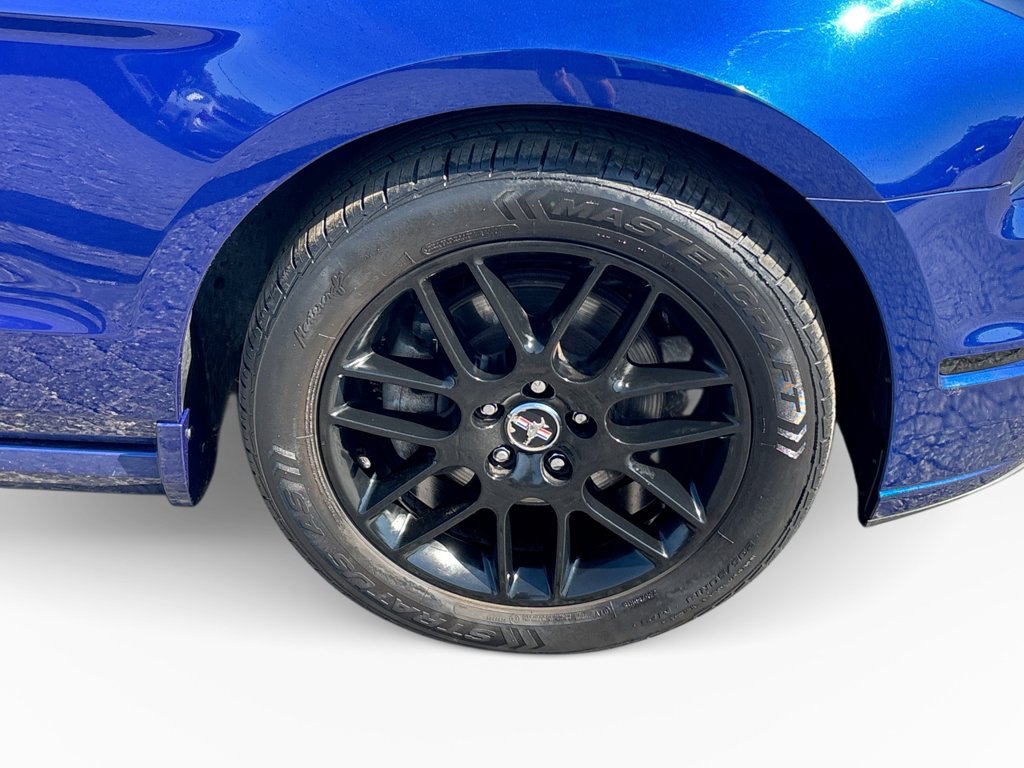 Used 2014 Ford Mustang Coupe w/ Equipment Group 102A RWD image 11