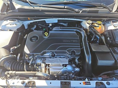 Used 2023 Chevrolet Malibu LS image 26