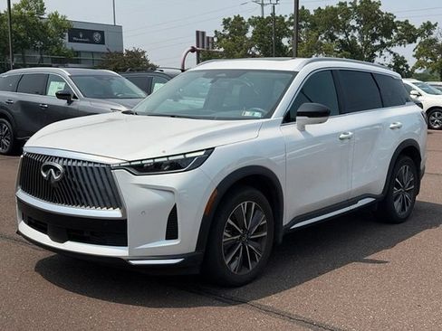 Certified 2026 INFINITI QX60 Luxe w/ Cargo Package AWD/4WD image 3