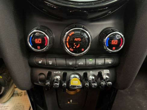 Used 2023 MINI Cooper SE FWD image 43