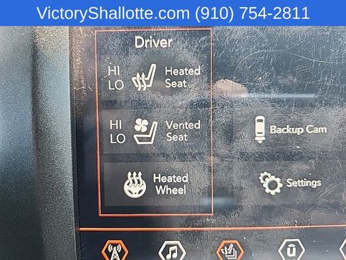 Used 2019 Jeep Cherokee Trailhawk AWD/4WD image 8