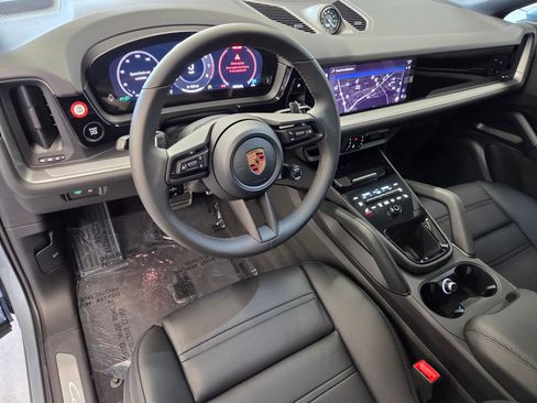 New 2026 Porsche Cayenne S AWD/4WD image 4