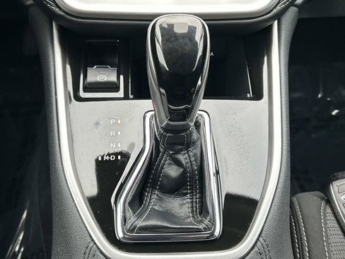 Used 2023 Subaru Outback Premium image 28