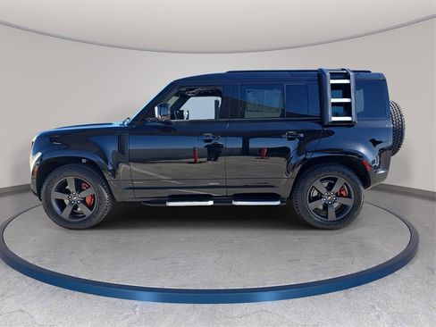 Used 2023 Land Rover Defender 110 X image 8