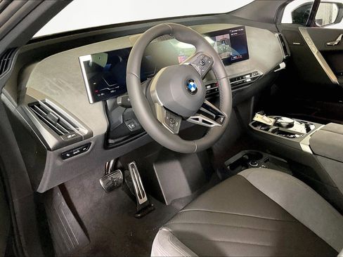 New 2026 BMW iX xDrive45 image 10