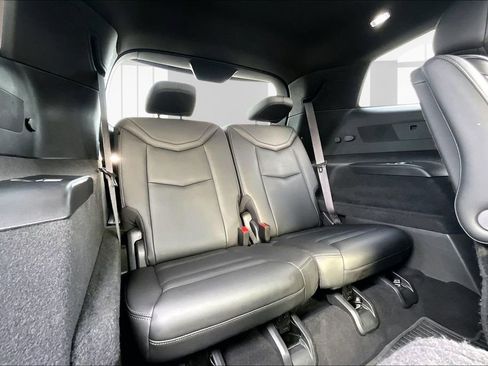 Certified 2023 Cadillac XT6 Sport w/ Technology Package image 28