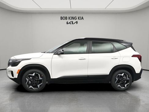 New 2026 Kia Seltos S FWD image 3