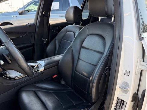 Used 2016 Mercedes-Benz GLC 300 image 9