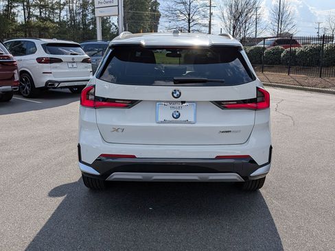 New 2026 BMW X1 xDrive28i w/ Technology Package AWD/4WD image 4
