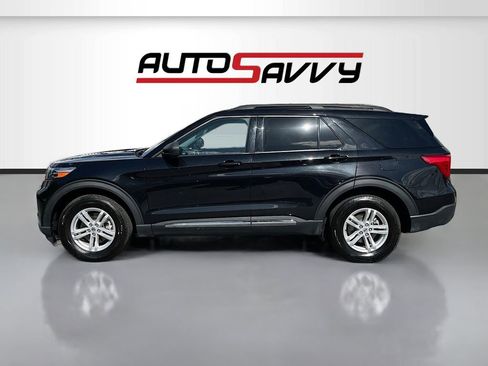 Used 2024 Ford Explorer XLT w/ Equipment Group 202A AWD/4WD image 4