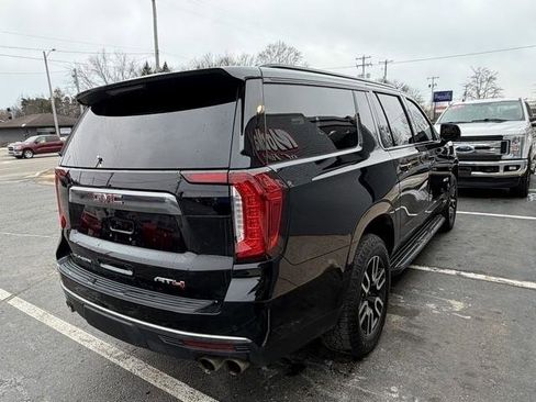 Used 2022 GMC Yukon XL AT4 w/ Technology Package image 6