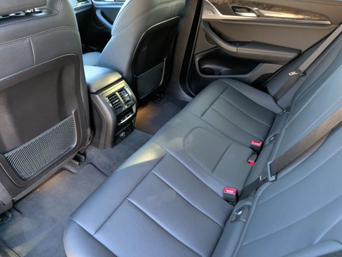 Used 2019 BMW X4 M40i w/ Driving Assistance Package image 37