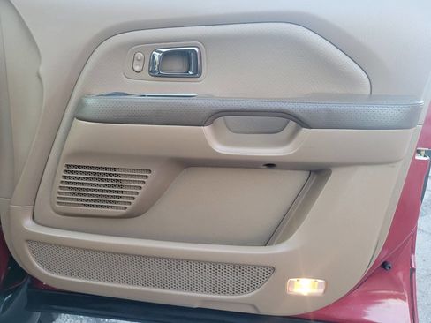 Used 2004 Honda Pilot EX image 27