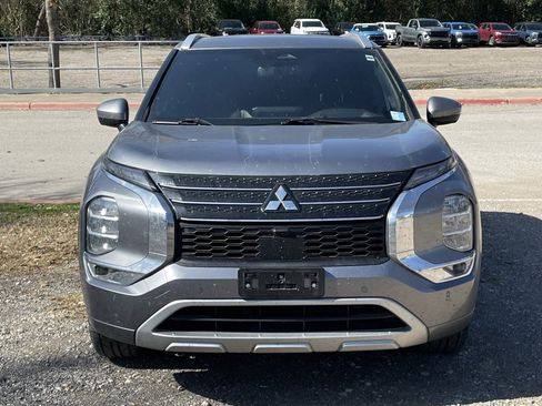 Used 2022 Mitsubishi Outlander SEL image 2