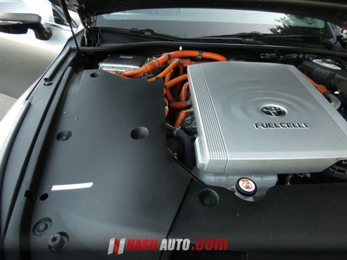 Used 2023 Toyota Mirai w/ Advanced Technology Package RWD image 66