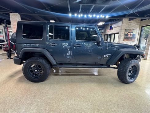 Used 2008 Jeep Wrangler Unlimited X AWD/4WD image 8