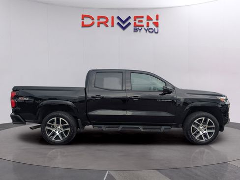 Used 2024 Chevrolet Colorado Z71 w/ Z71 Convenience Package 2 image 6