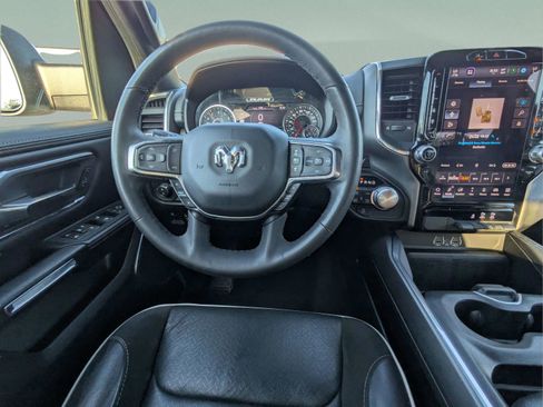 Used 2025 RAM 1500 Laramie image 14