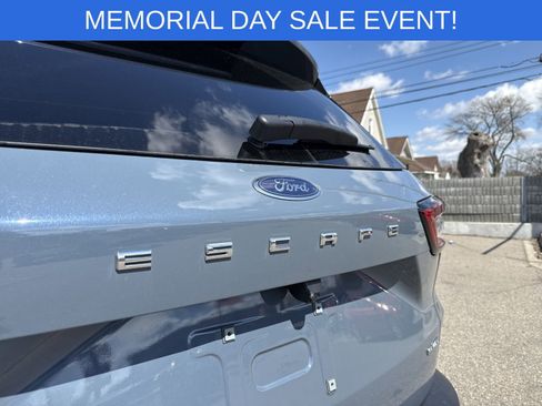Used 2023 Ford Escape Active AWD/4WD image 17