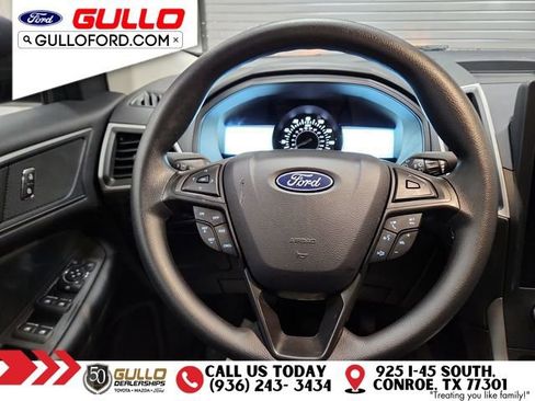 Used 2022 Ford Edge SE image 12