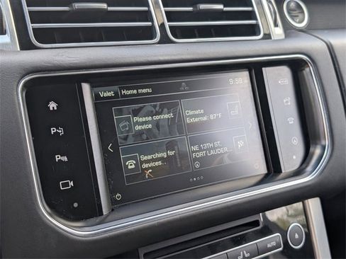 Used 2016 Land Rover Range Rover HSE image 23