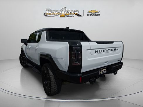 Used 2024 GMC Hummer EV 2X w/ Extreme Off-Road Package AWD/4WD image 6