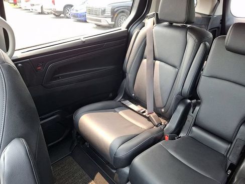 Used 2025 Honda Odyssey EX-L image 18