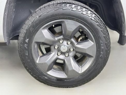 Used 2024 RAM 1500 Lone Star AWD/4WD image 30