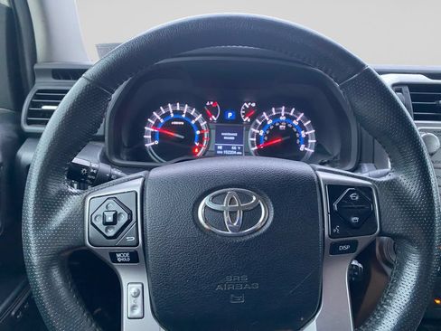 Used 2019 Toyota 4Runner Limited AWD/4WD image 25
