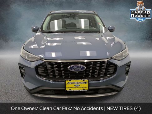 Certified 2023 Ford Escape Platinum w/ Premium Technology Package AWD/4WD image 2