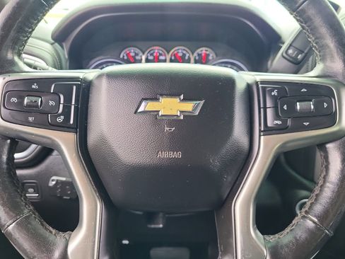 Used 2021 Chevrolet Silverado 1500 LT AWD/4WD image 18