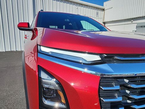 New 2026 Chevrolet Equinox LT w/ Convenience Package II image 12