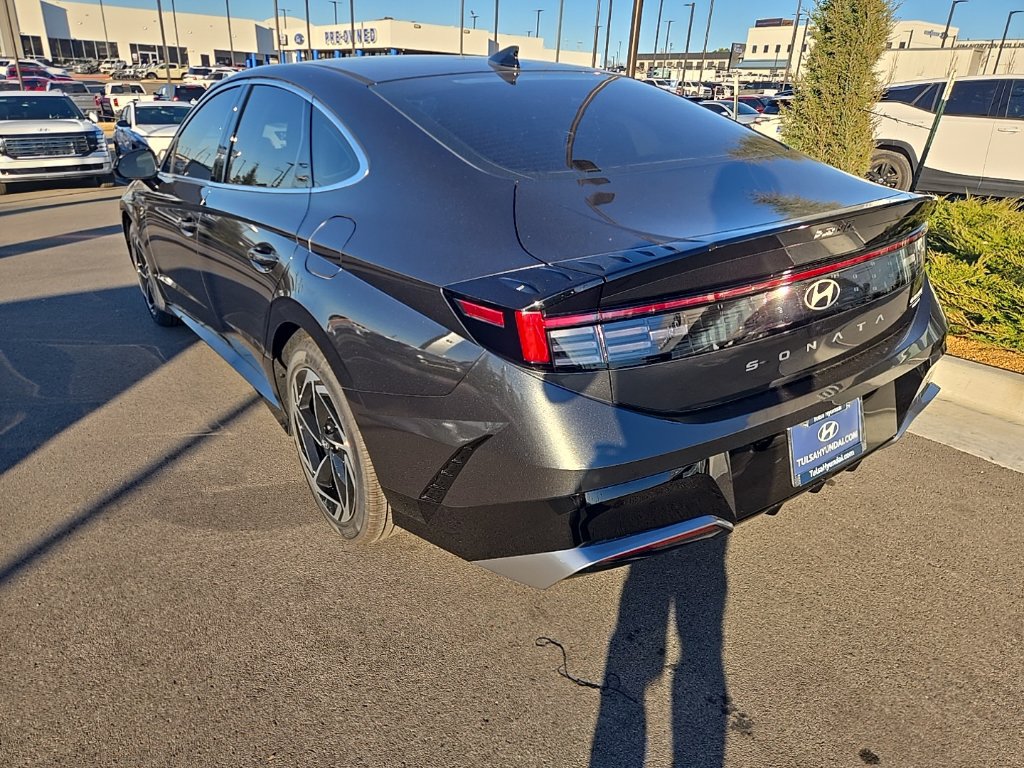 New 2026 Hyundai Sonata SEL FWD image 6