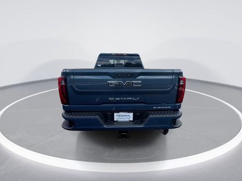 Used 2025 GMC Sierra 2500 Denali Ultimate w/ Max Trailering Package AWD/4WD image 7