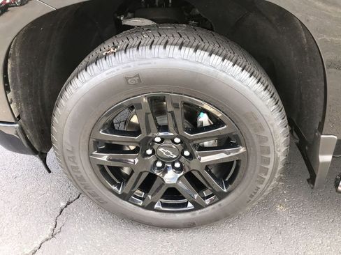 Used 2024 Chevrolet Silverado 1500 Custom RWD image 10