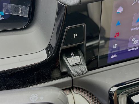 Certified 2025 Porsche Panamera GTS image 23