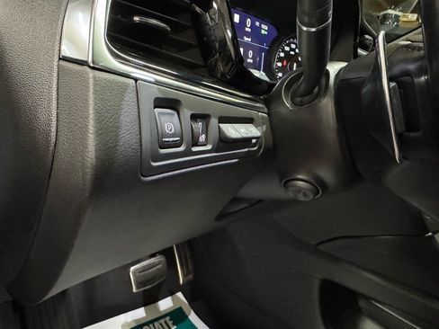 Used 2020 Cadillac XT6 Sport image 15