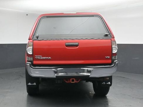 Used 2013 Toyota Tacoma 4x4 Double Cab w/ TRD Off-Road Pkg image 4