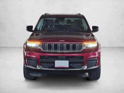 Used 2021 Jeep Grand Cherokee L Laredo w/ Luxury Tech Group I RWD image 2