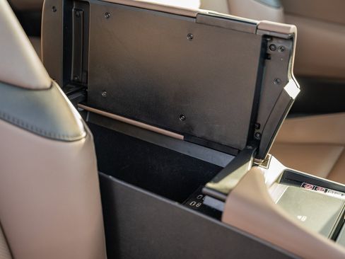 Used 2023 Lexus ES 350 w/ Premium Package image 19